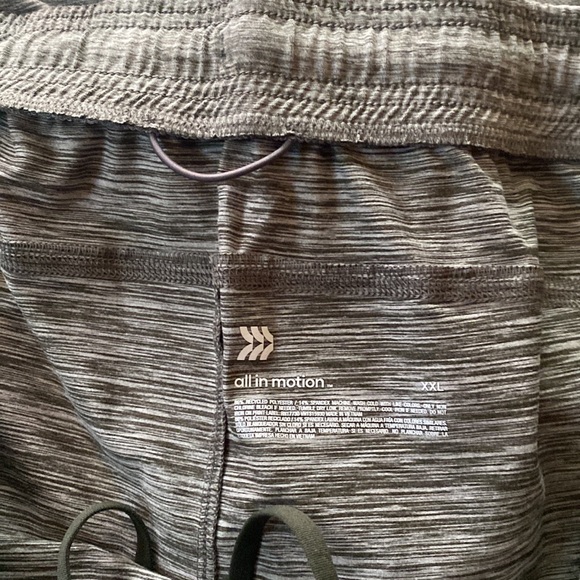 NWT Mens Workout Pants, Side Pockets, 4way Stretch, M Wicking, UPF50*, Gray - Picture 4 of 9